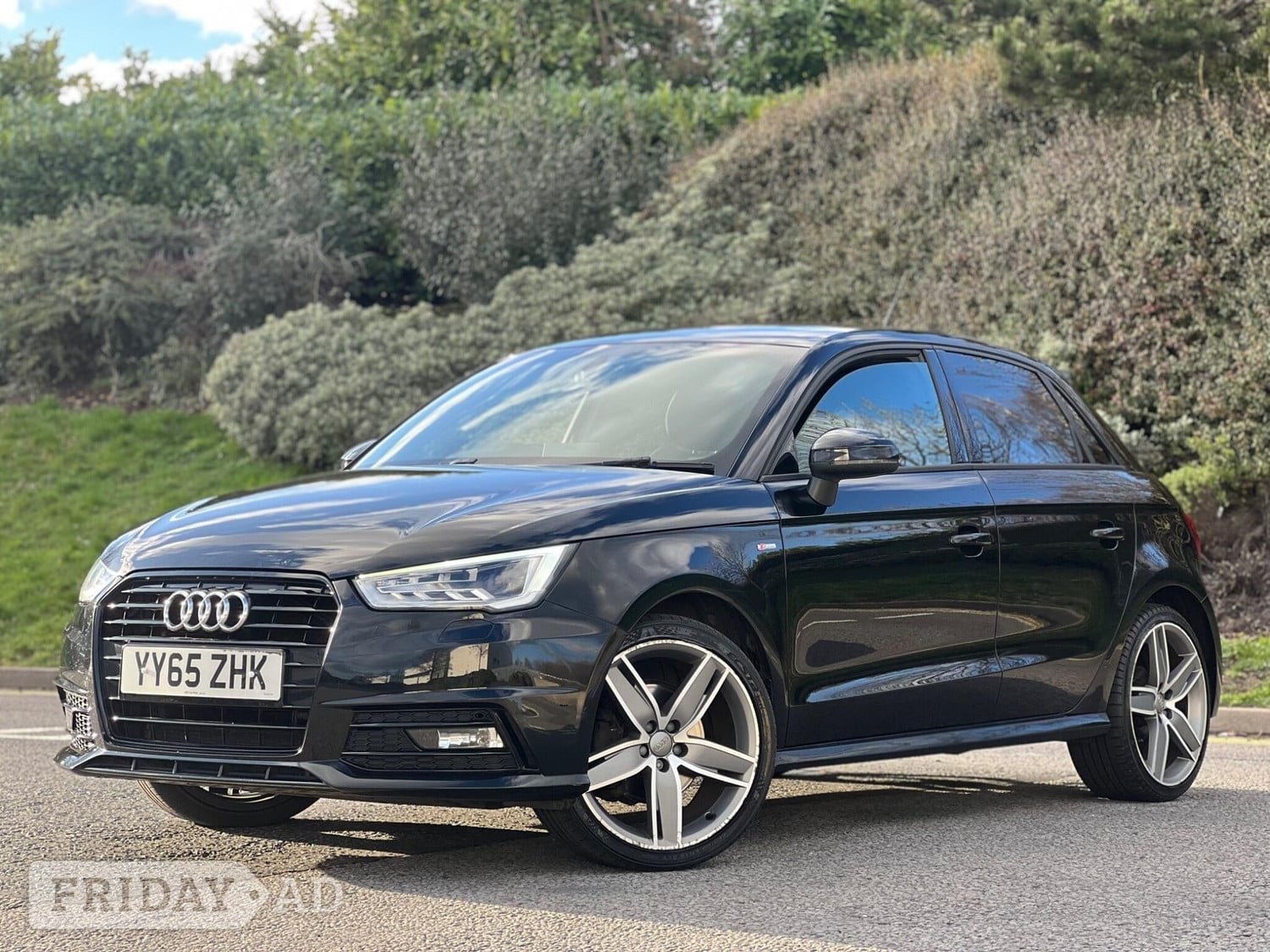 [ berth ]Audi A1
