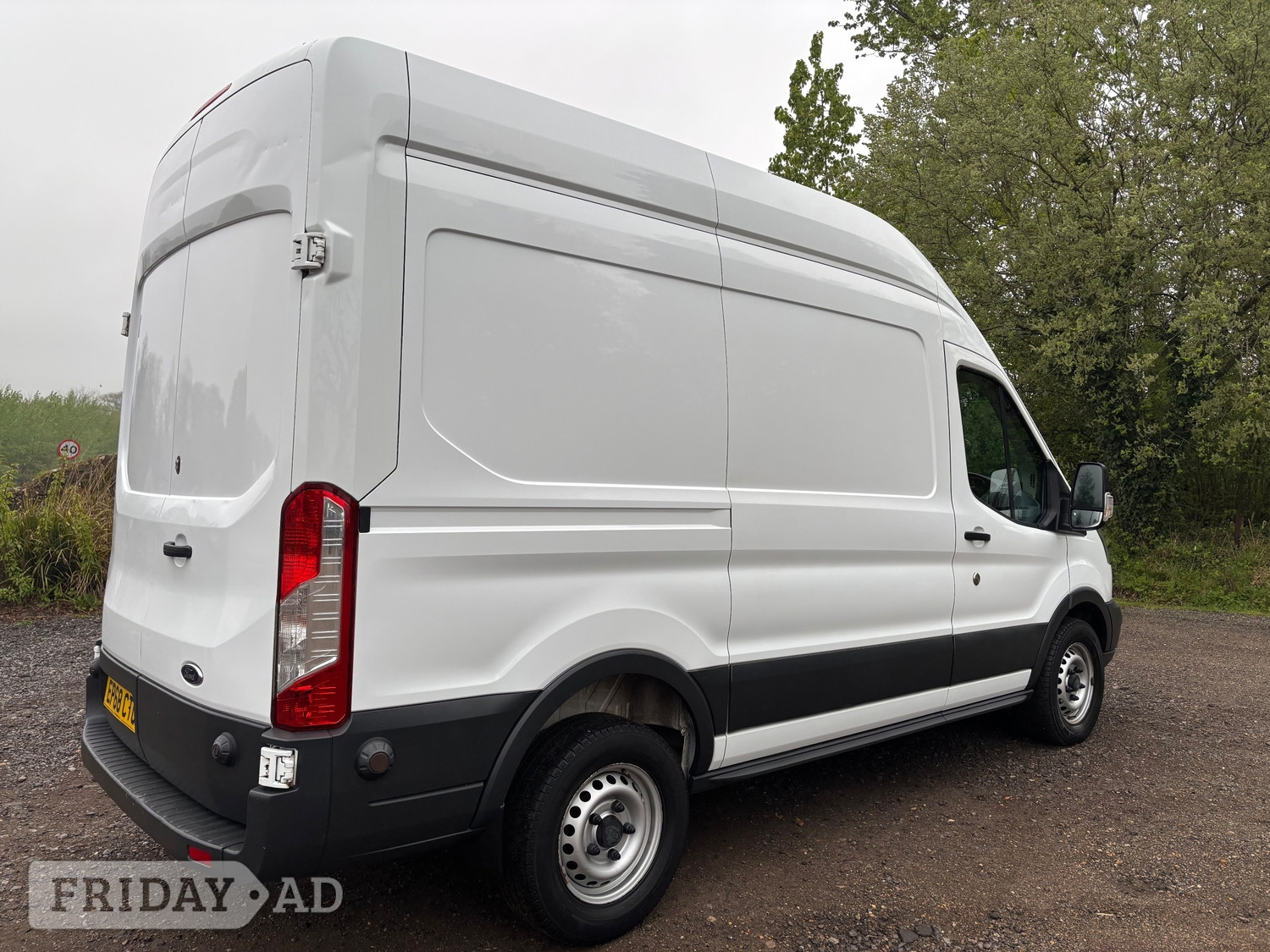 Ford Transit Dorking