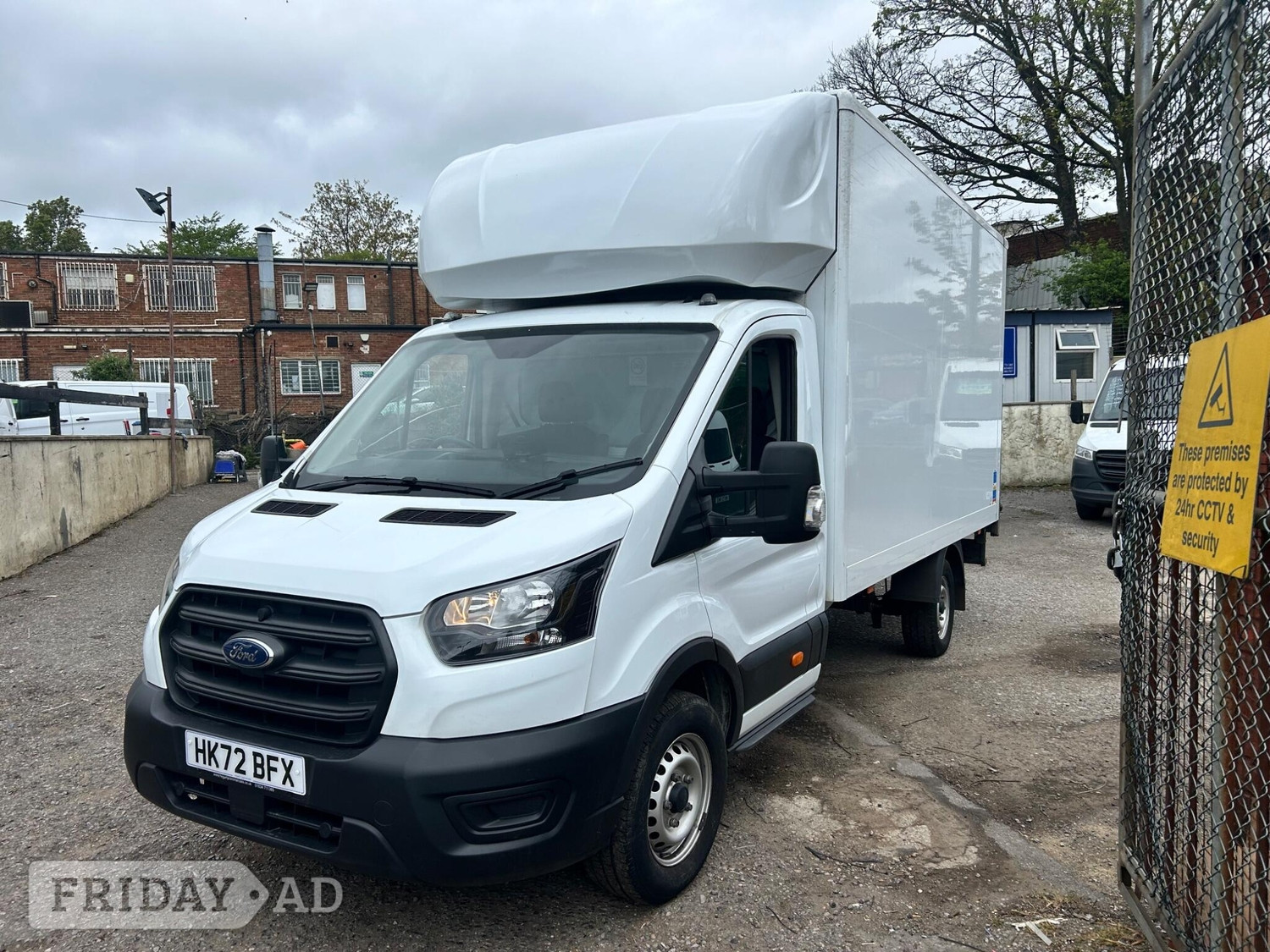 [ berth ]Ford Transit
