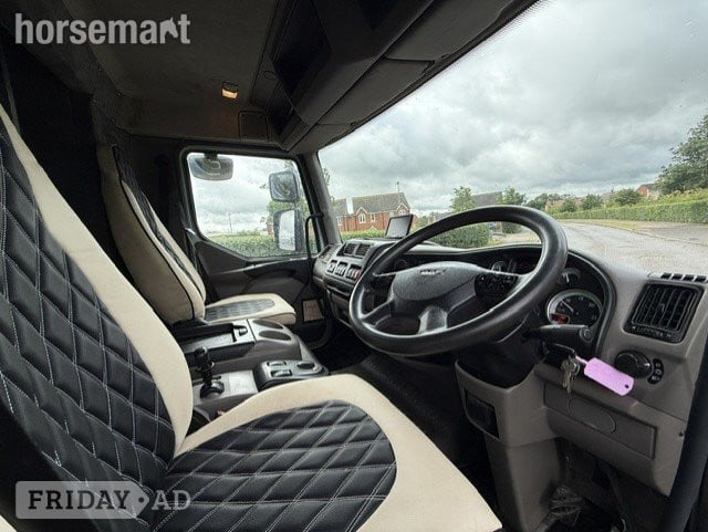 CA Elite Coach works DAF LF Automatic Horsebox - Trailers & Horseboxes in Banbury