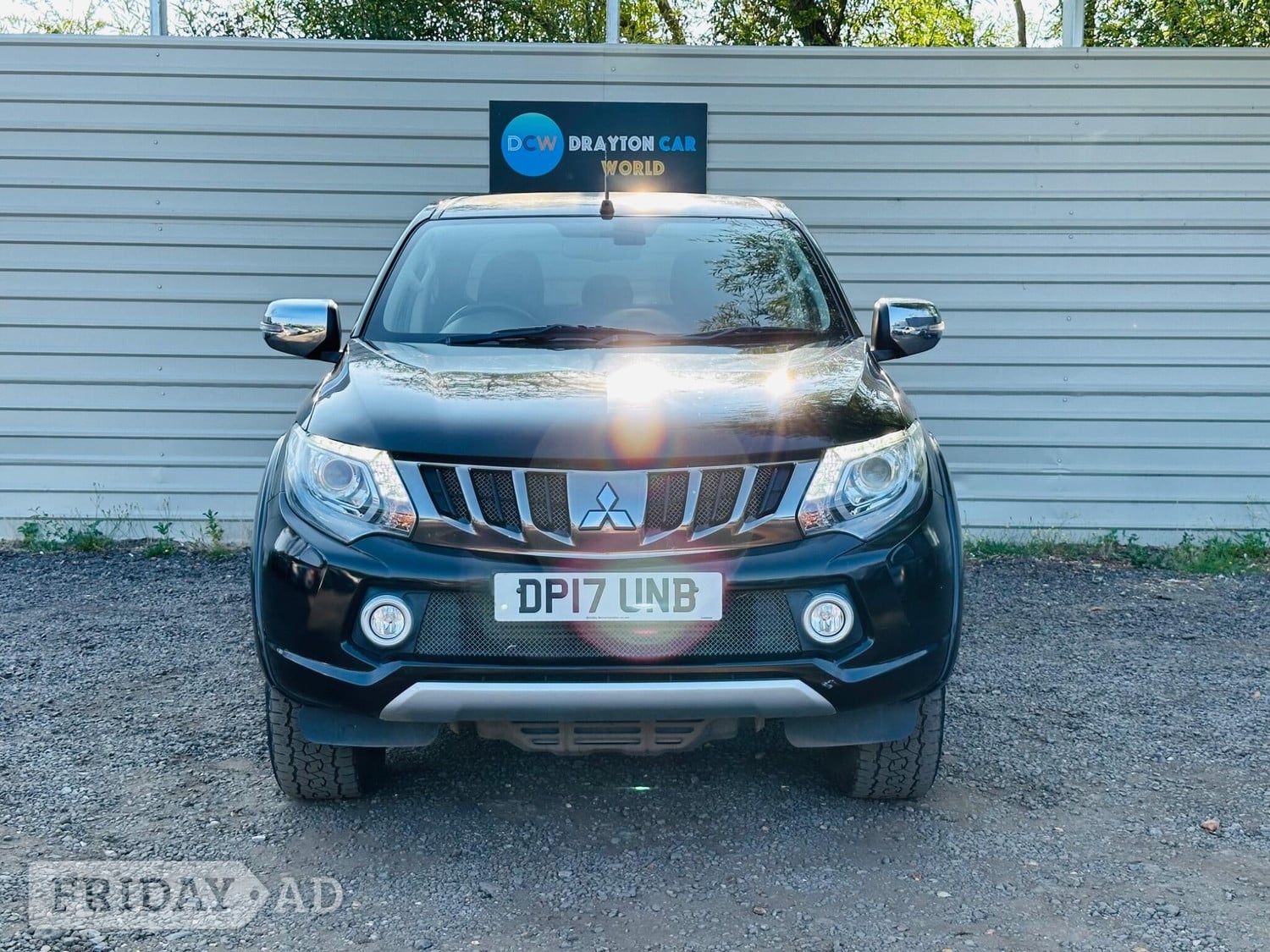 [ berth ]Mitsubishi L200