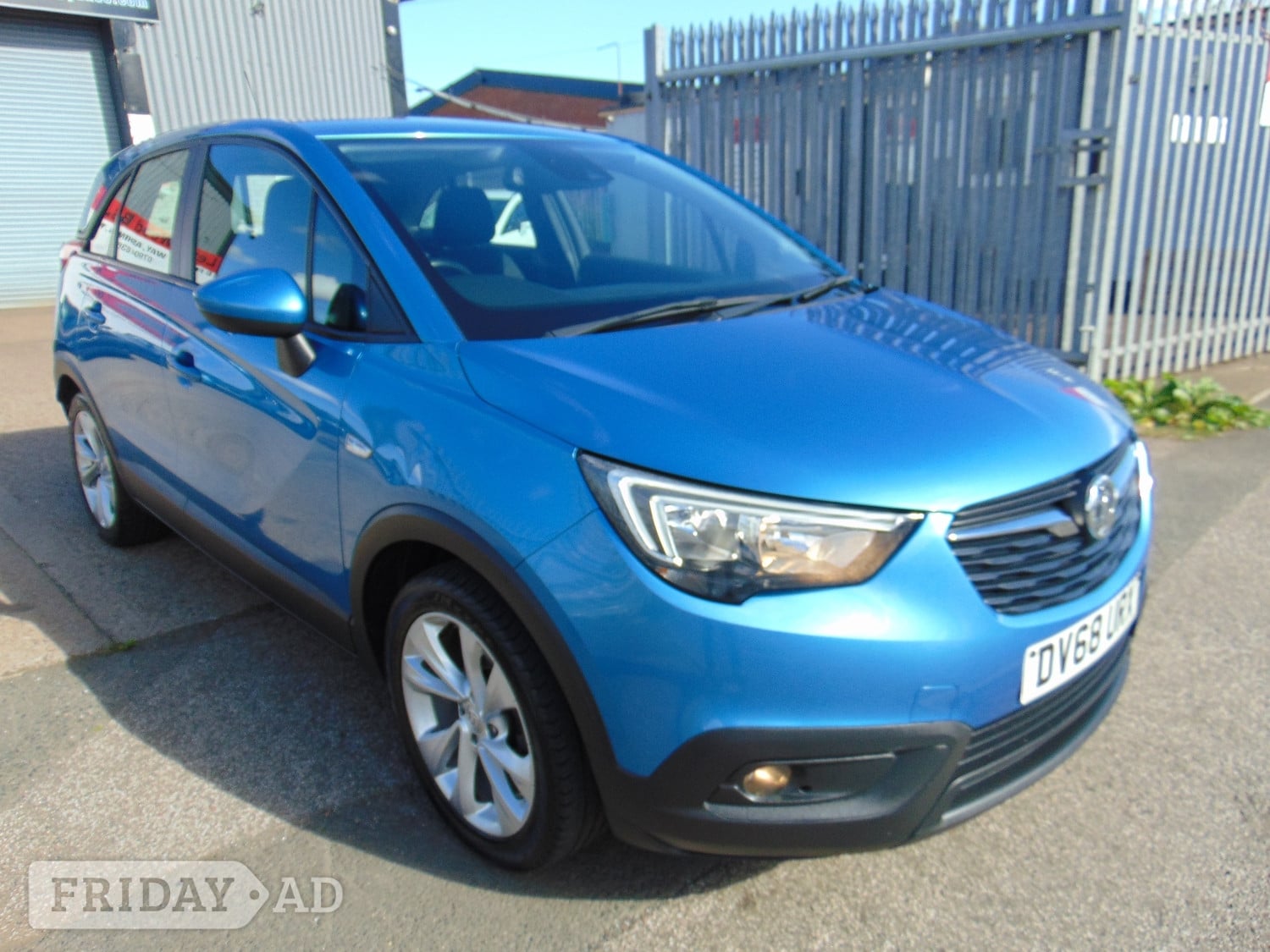 Vauxhall Crossland X 2018 in Ashington