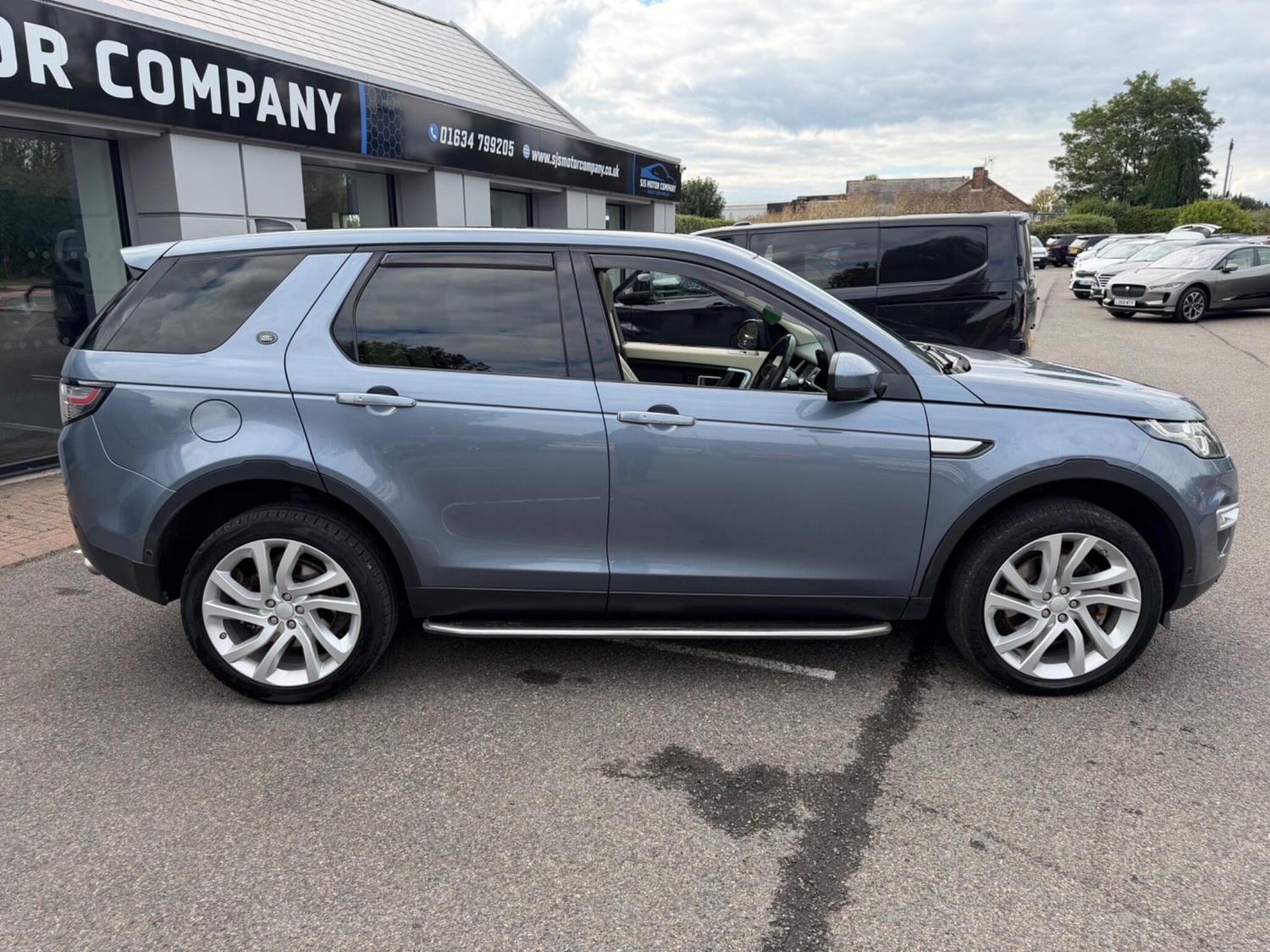 Land Rover Discovery Sport 2018 - Cars in Gillingham