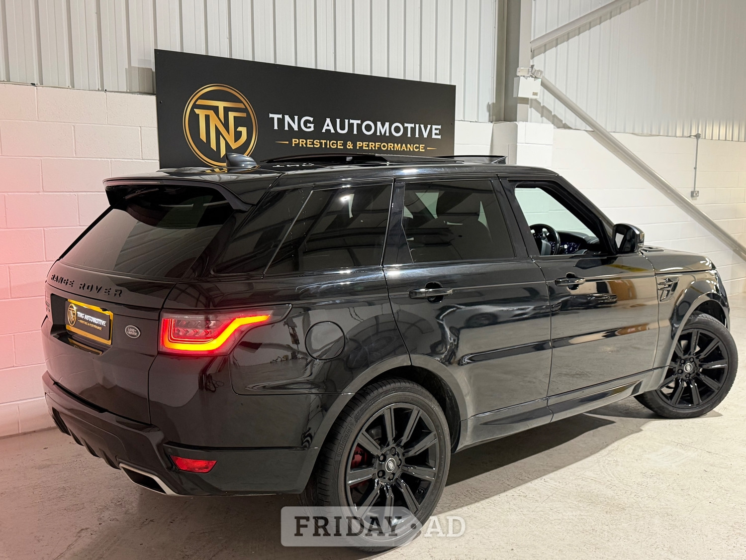 Land Rover Range Rover Sport 2019 - Cars in Croydon
