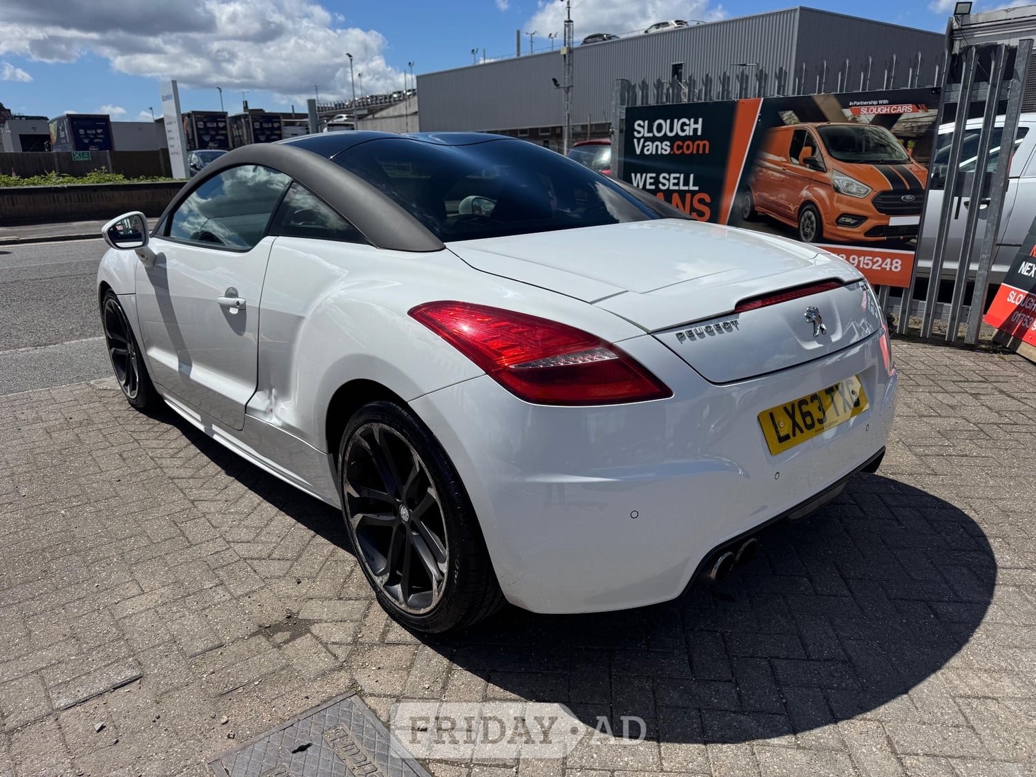 [ berth ]Peugeot RCZ