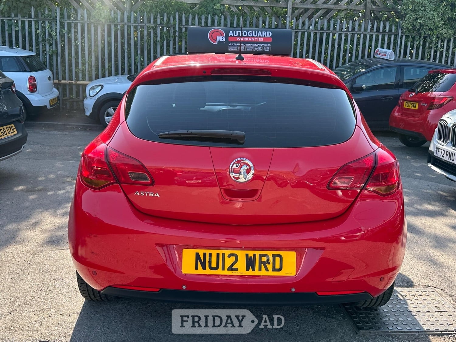 Vauxhall Astra 2012 - Cars