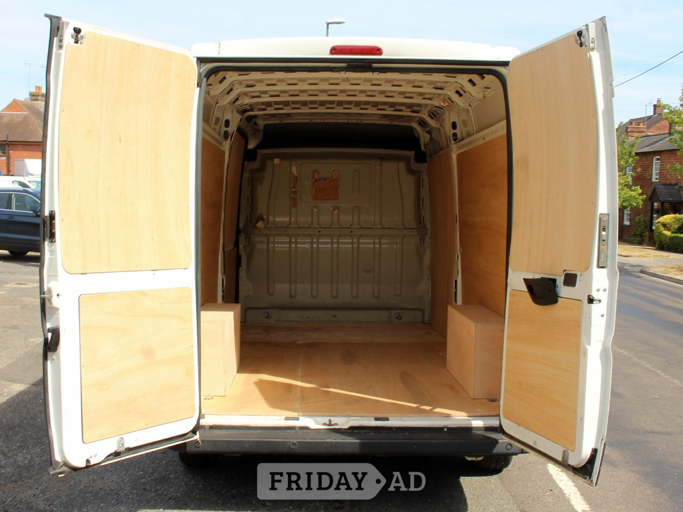 Peugeot Boxer 2020 - Vans & Commercial Vehicles in Hassocks