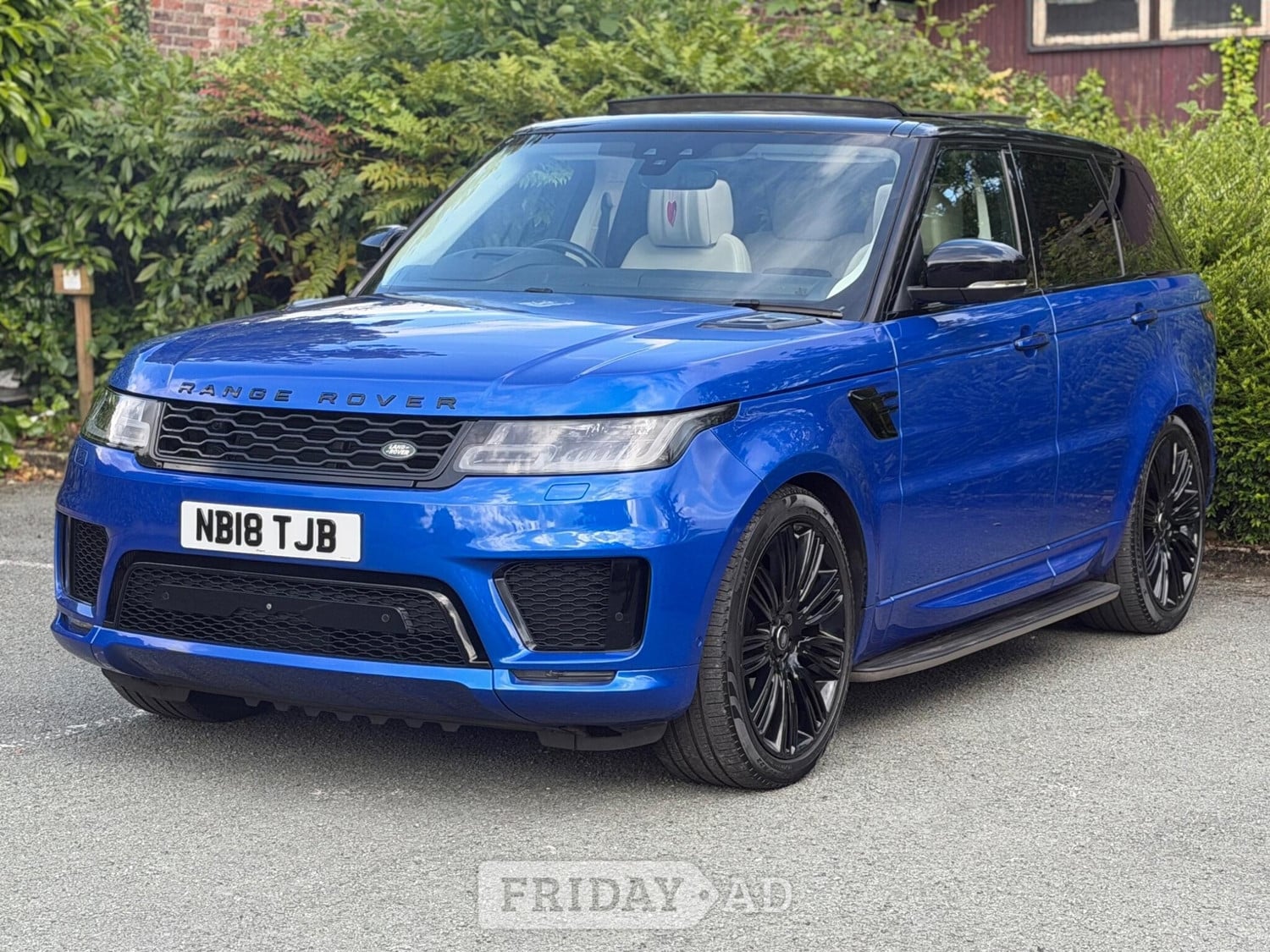 Land Rover Range Rover Sport 2018 - Cars in Manchester