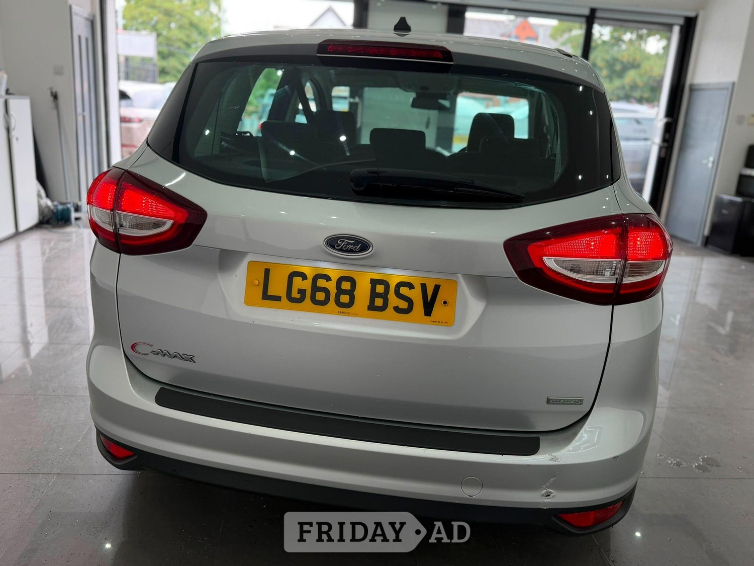 [ berth ]Ford C-MAX