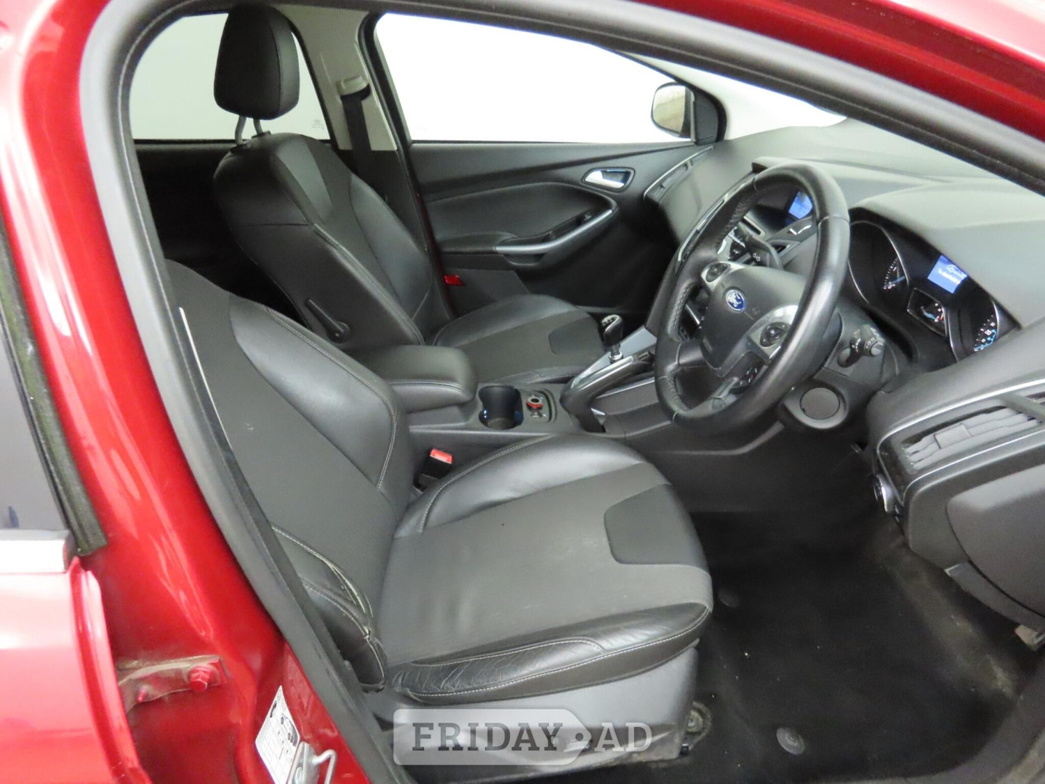 Ford Focus 2011 - Cars