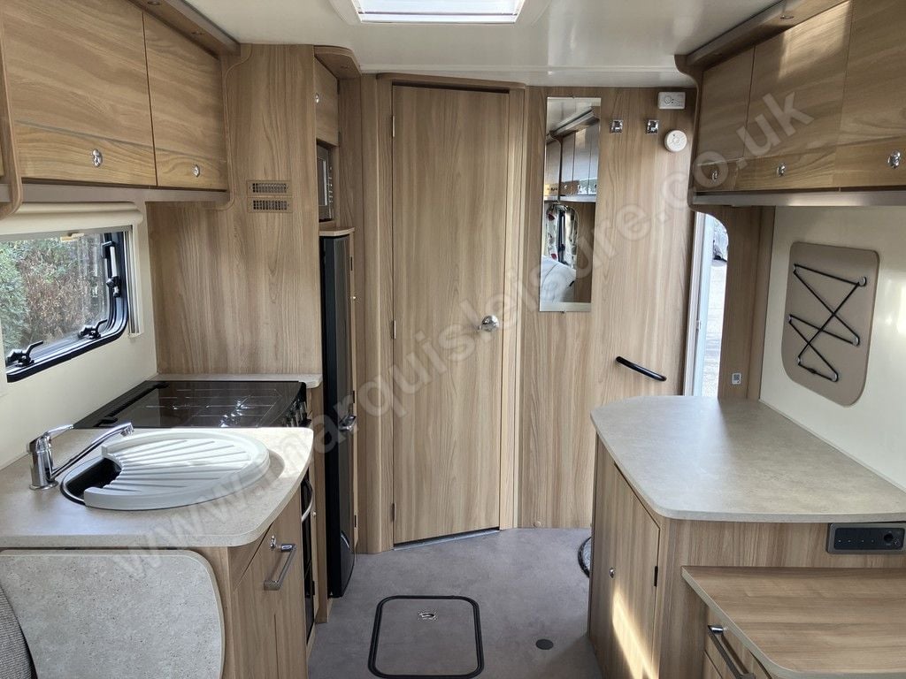 Bailey PEGASUS IV GENOA 2017 - Motorhomes & Caravans in Guildford