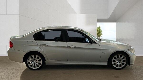 BMW 3 Series 2005 - Cars