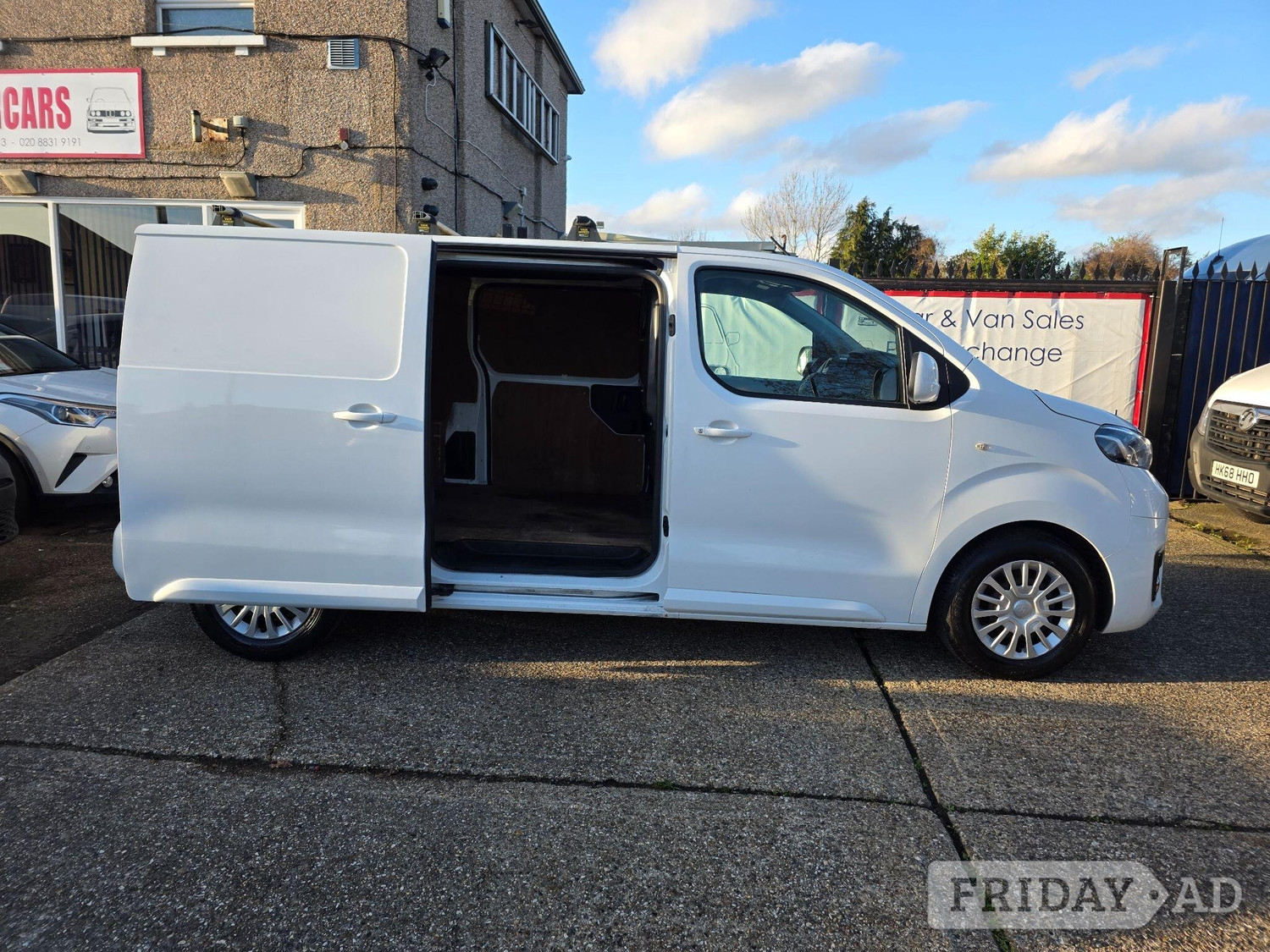 [ berth ]Toyota ProAce