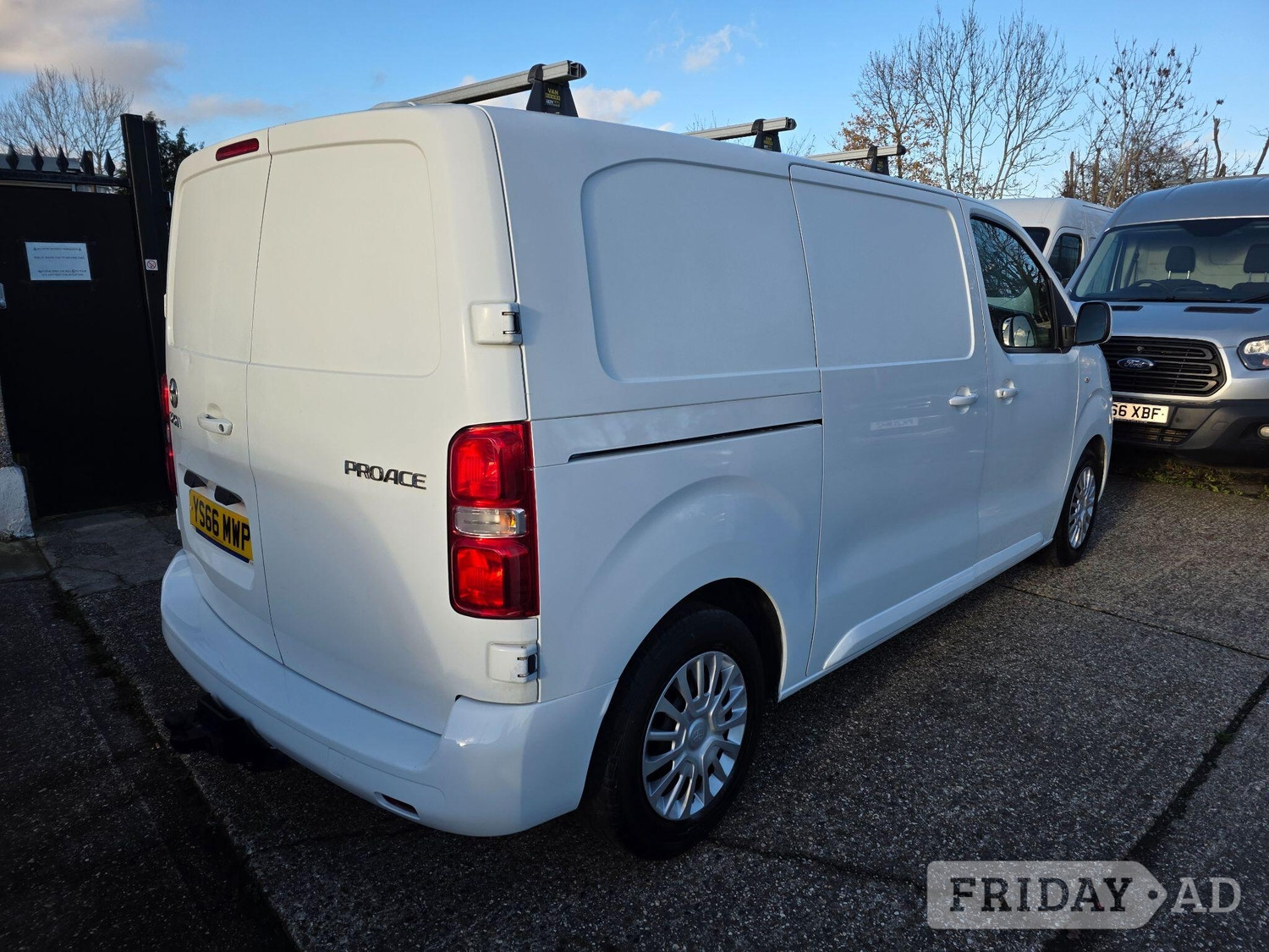 Toyota ProAce 2017 - Vans & Commercial Vehicles in Hounslow