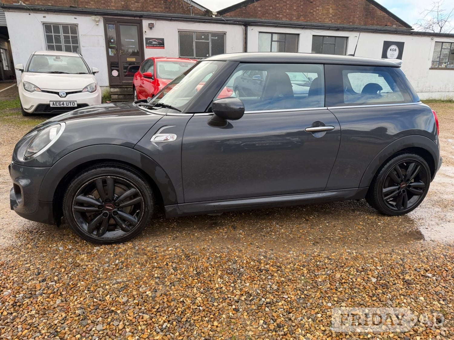 Mini Hatch 2021 - Cars