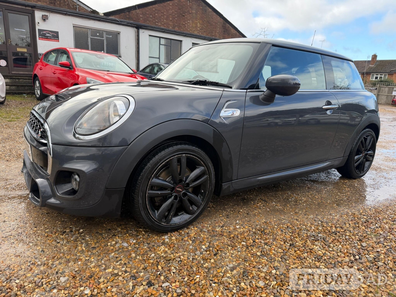 Mini Hatch 2021 - Cars in Buckingham