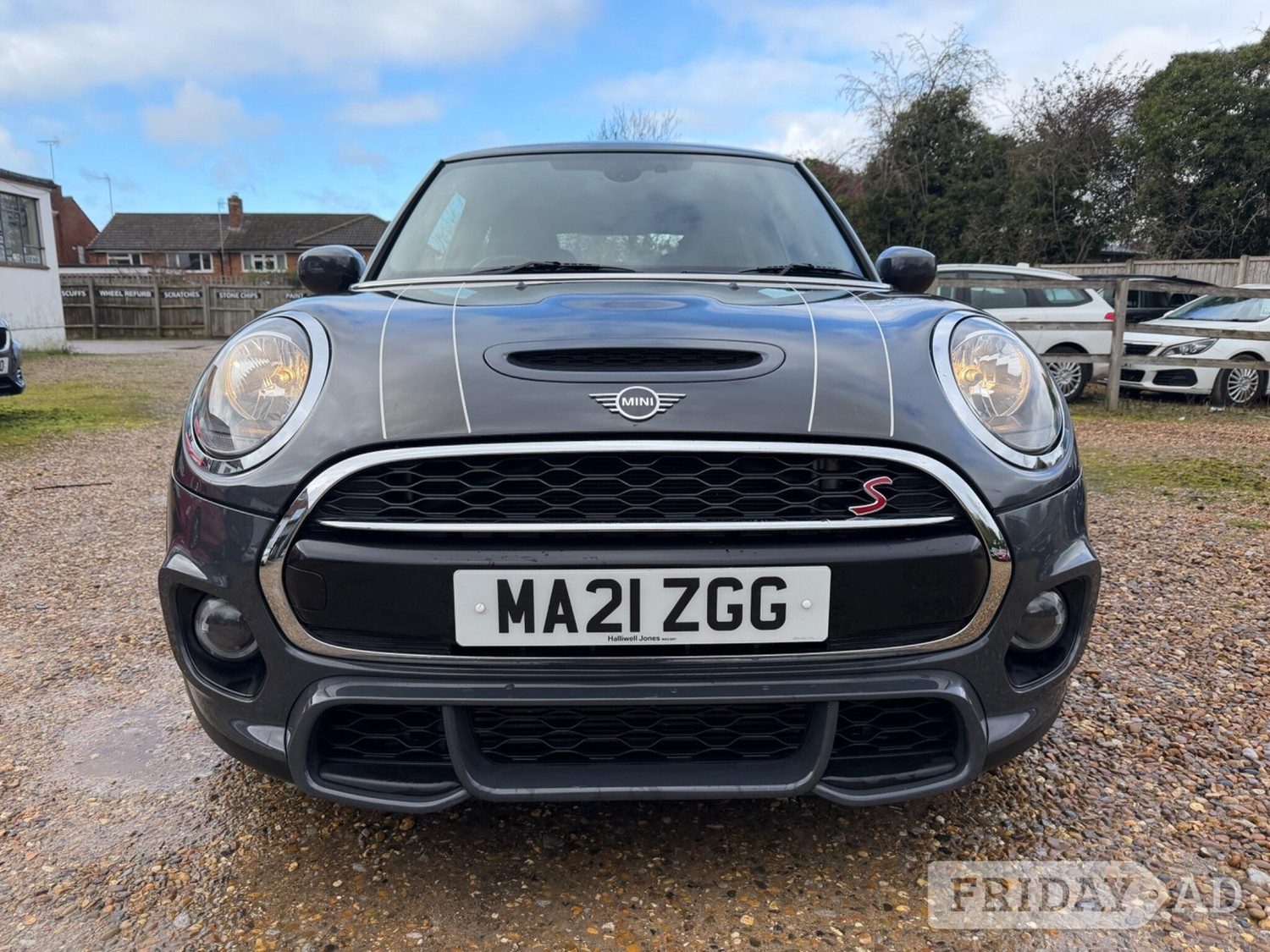 Mini Hatch Buckingham