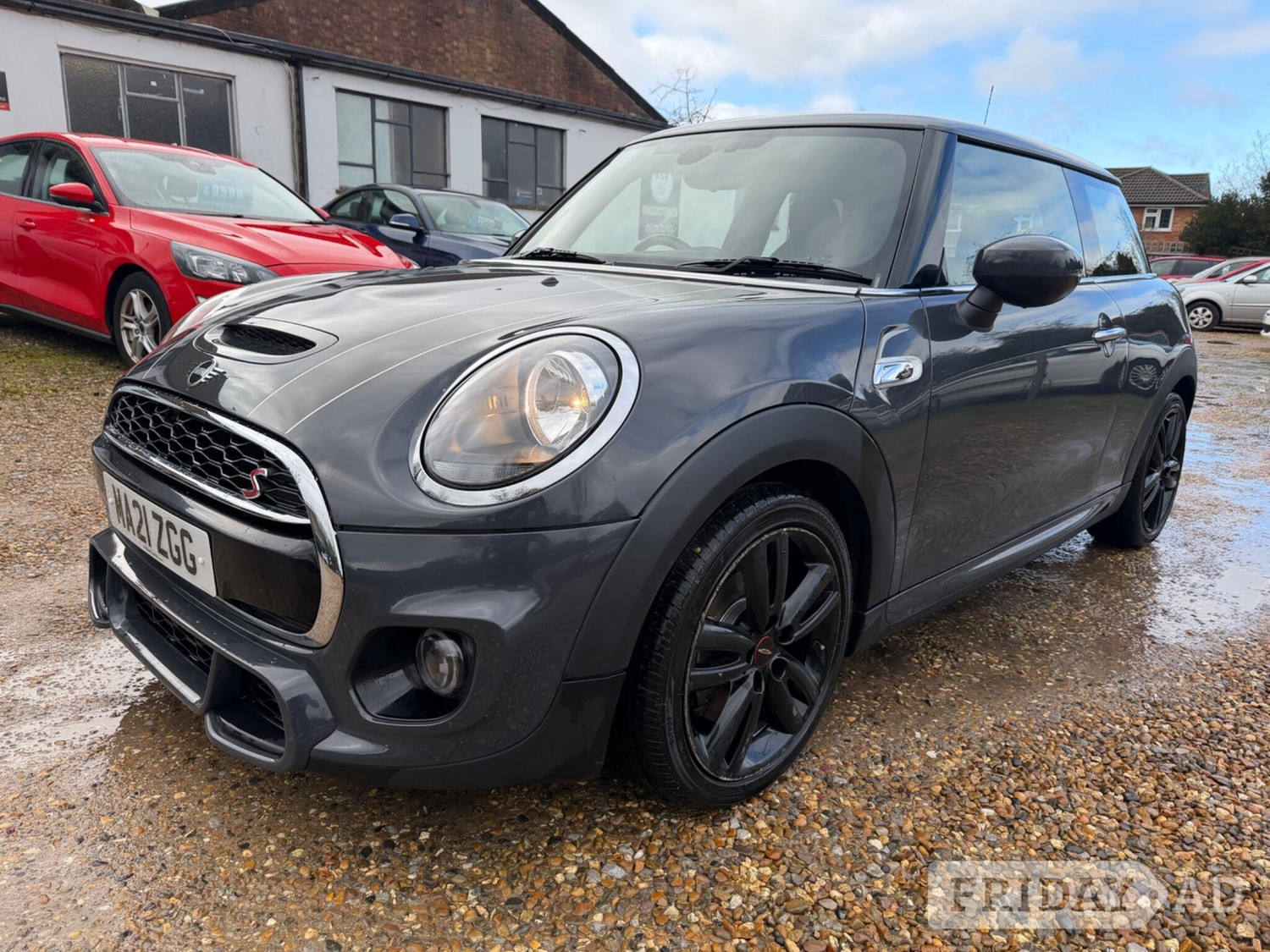 [ berth ]Mini Hatch