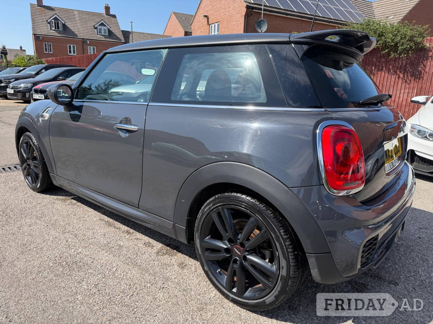 Mini Hatch 2021 - Cars in Buckingham