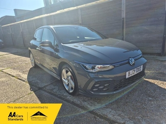 Volkswagen Golf 2021