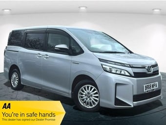Toyota Voxy 2018