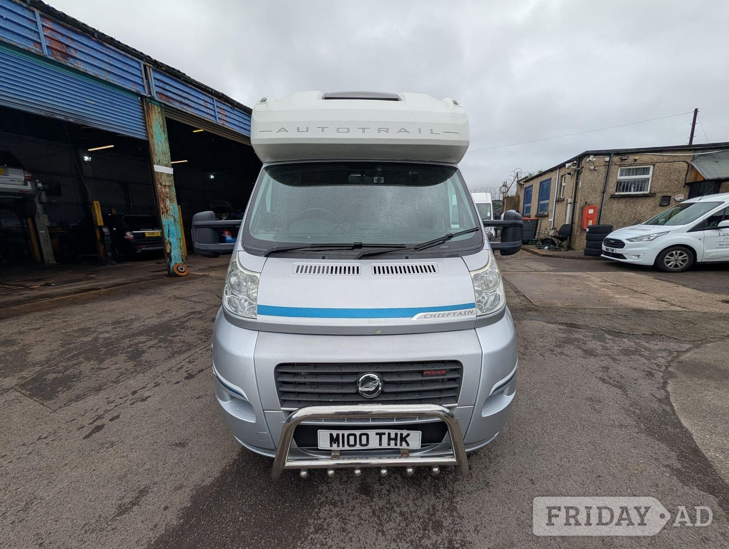 [4 berth ]Auto-Trail Frontier Chieftain