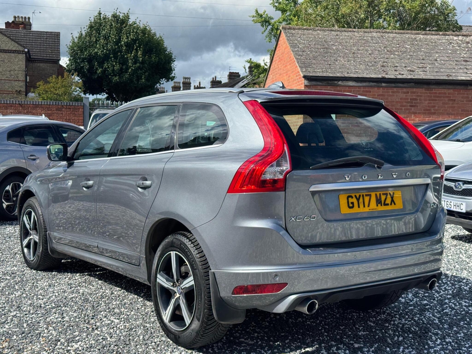 [ berth ]Volvo XC60