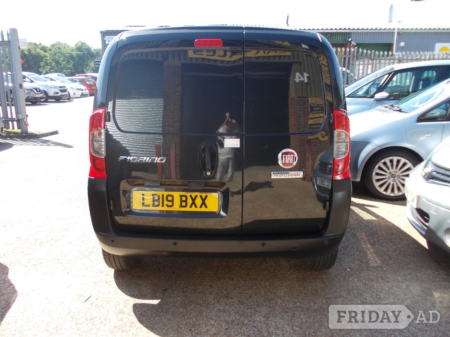 Fiat Fiorino 2019 - Cars in Hailsham
