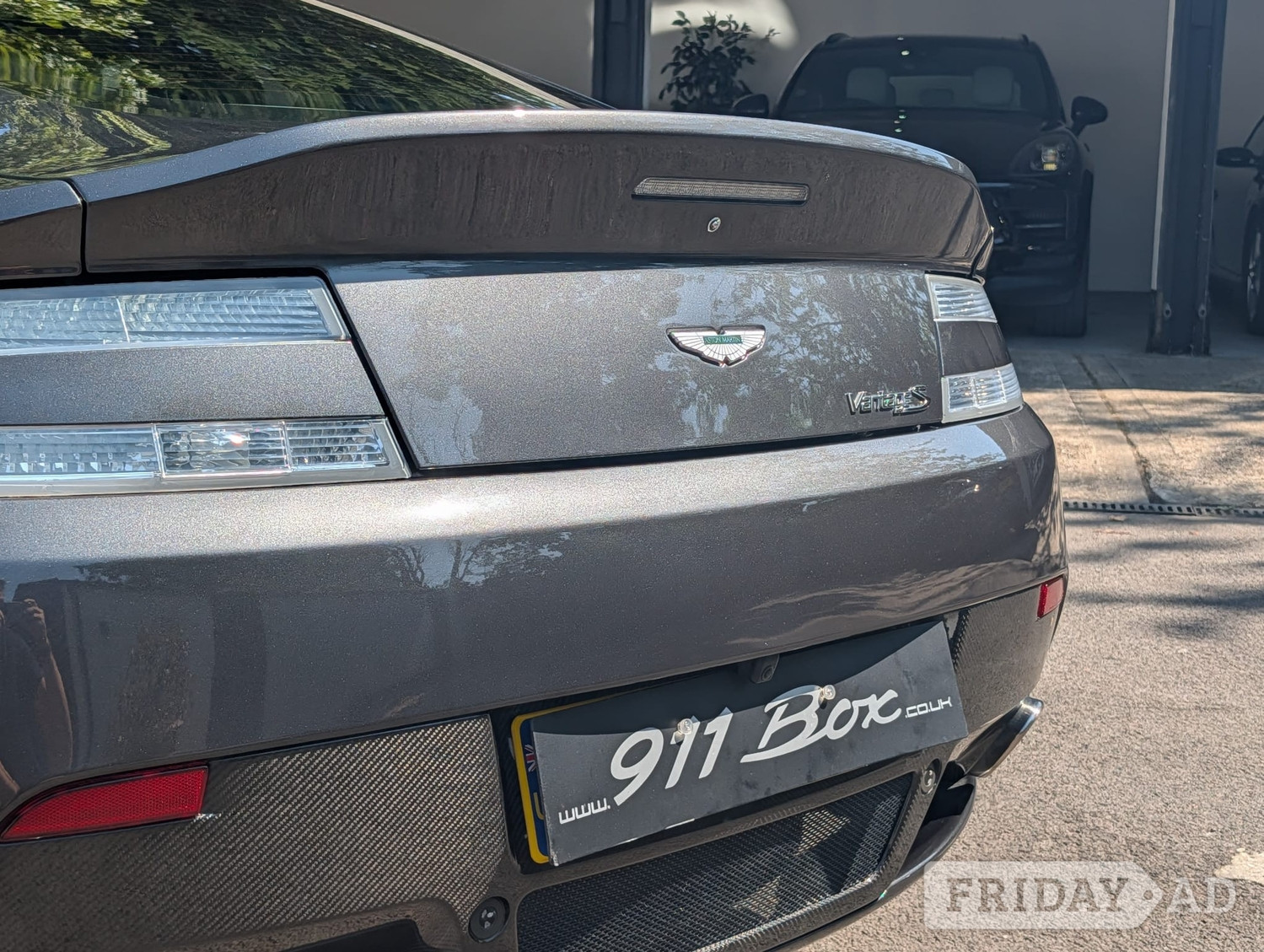 Aston Martin Vantage 2012 - Cars in Bromley