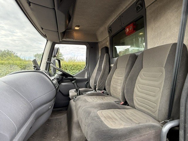 Highbarn Professional DAF LF 170 Horsebox - Trailers & Horseboxes