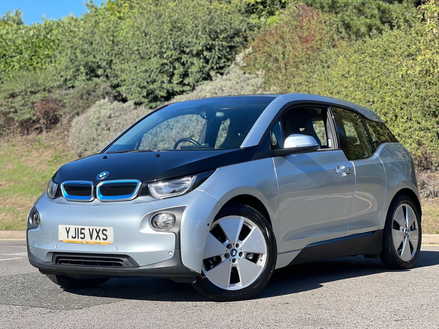 [ berth ]BMW i3