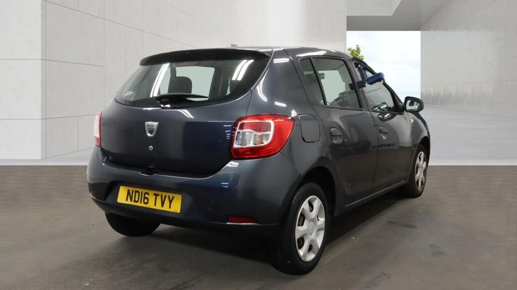Dacia Sandero 2016 - Cars