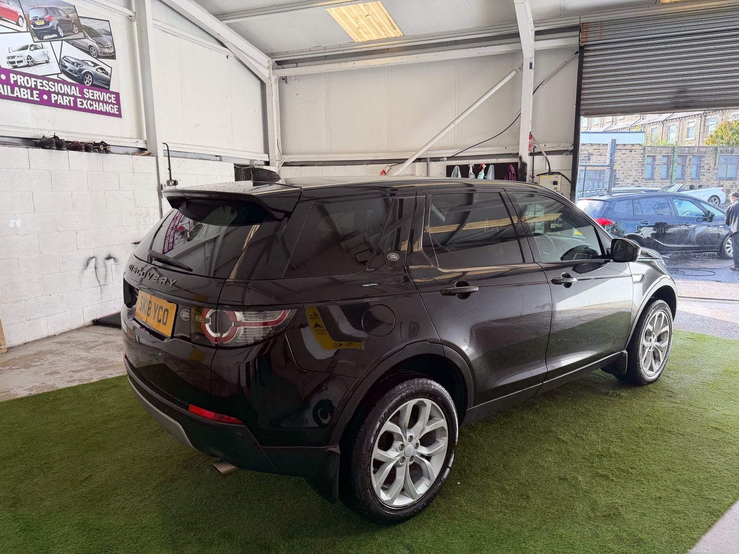 Land Rover Discovery Sport 2018 - Cars