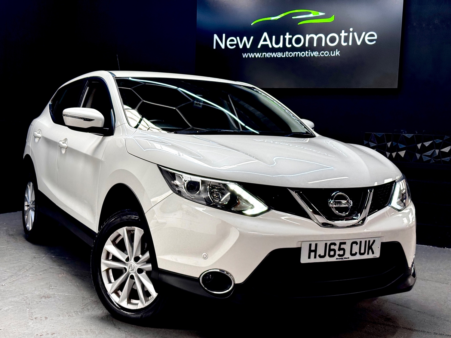 Nissan Qashqai 2015 - Cars