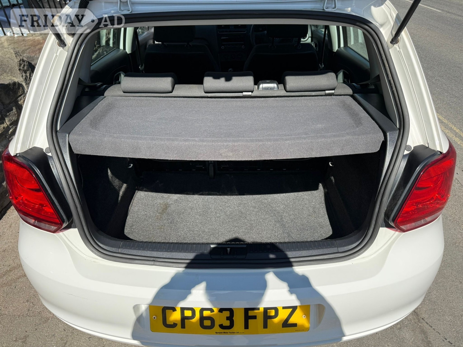 Volkswagen Polo 2014 - Cars