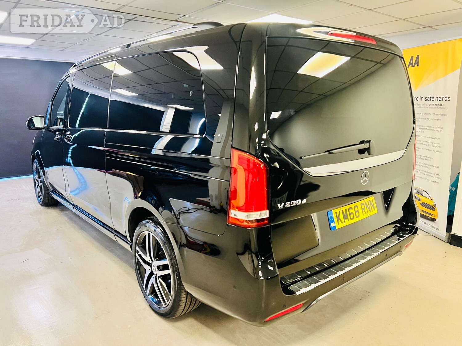 Mercedes-Benz V Class 2018 - Cars in Stroud