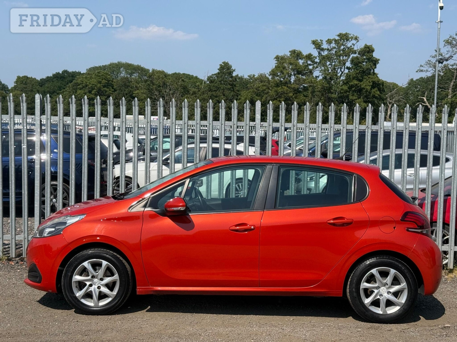 Peugeot 208 2015 - Cars in Solihull