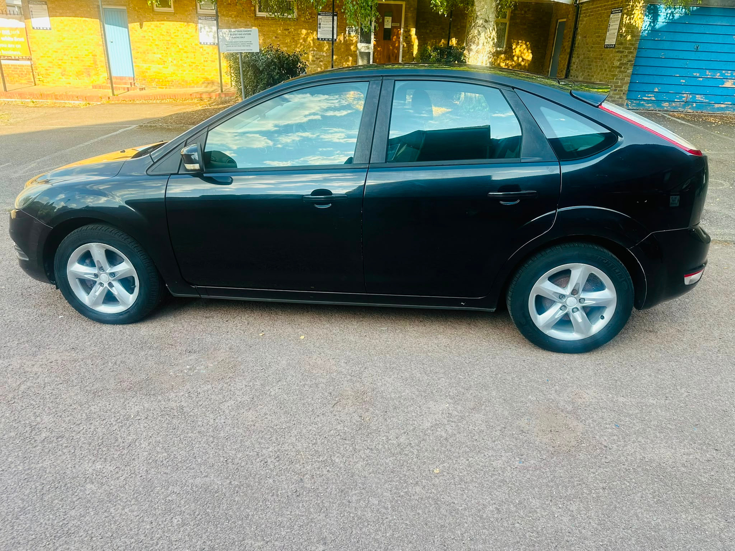 Ford Focus 2010 - Cars