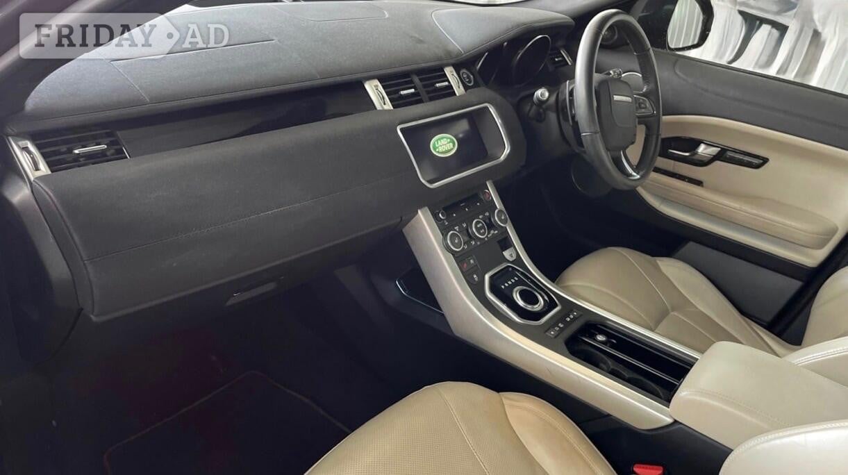 [ berth ]Land Rover Range Rover Evoque
