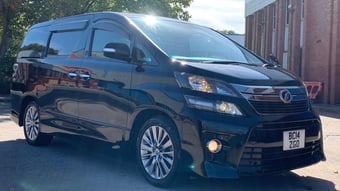 Toyota Vellfire 2014