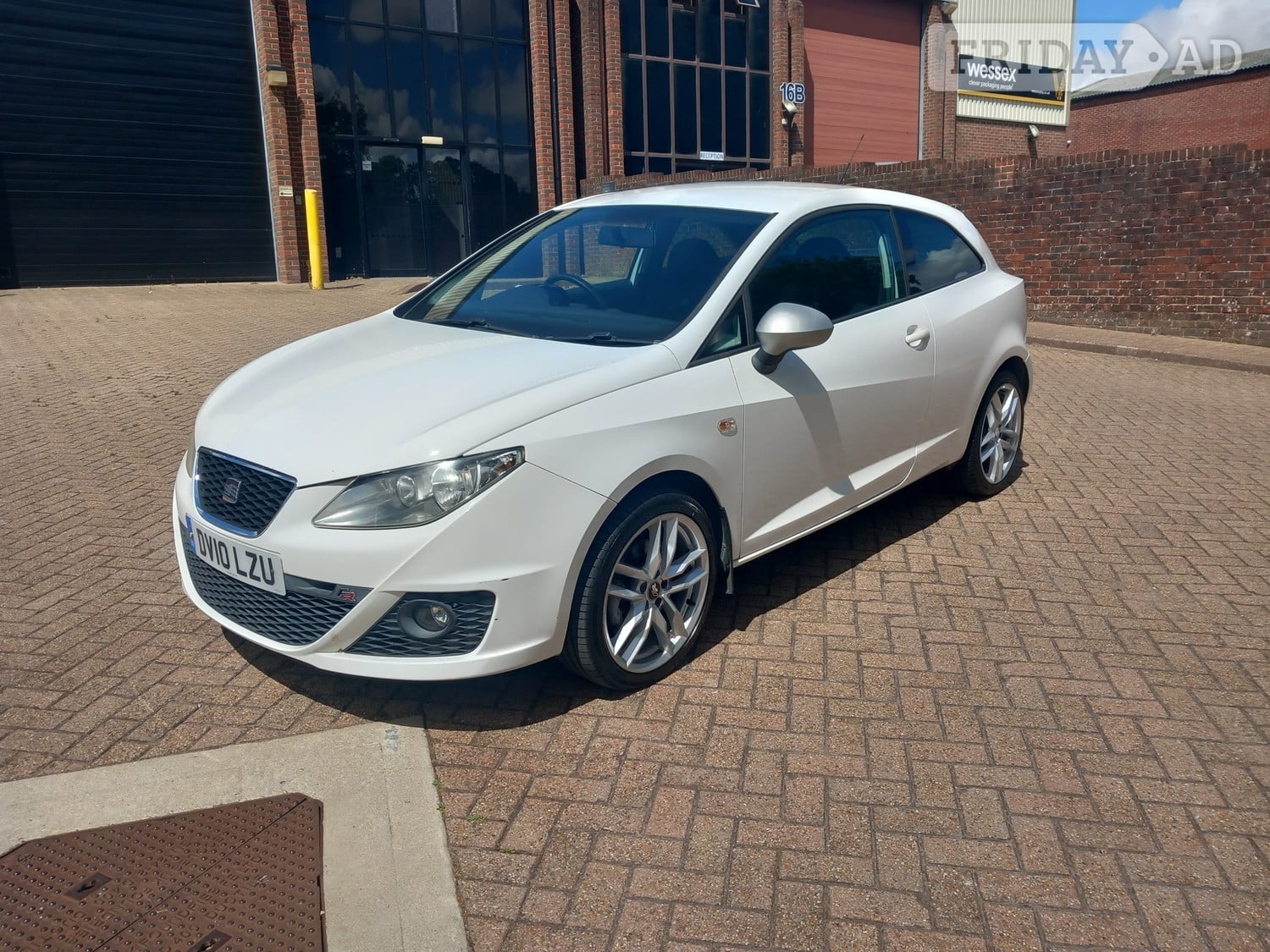 [ berth ]SEAT Ibiza