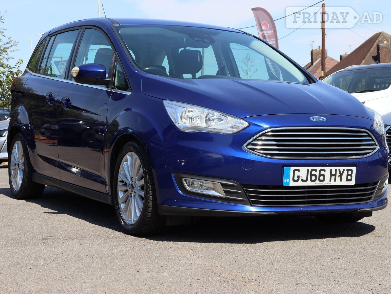 [ berth ]Ford Grand C-MAX