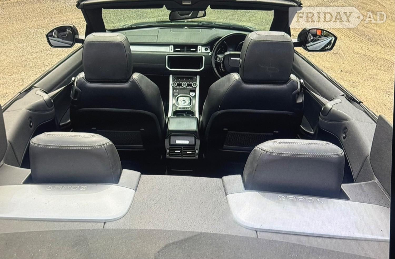 [ berth ]Land Rover Range Rover Evoque