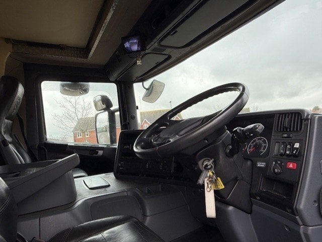 Lehel P340 Scania Horsebox - Trailers & Horseboxes