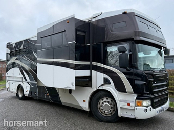 Lehel P340 Scania Horsebox
