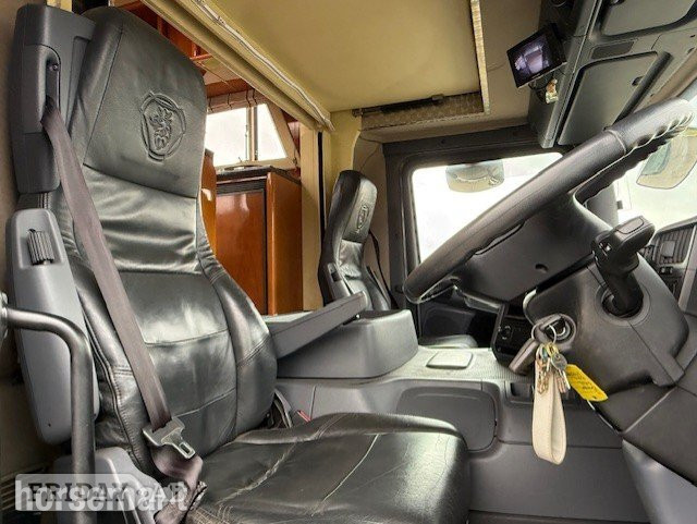 Lehel P340 Scania Horsebox - Trailers & Horseboxes in Banbury