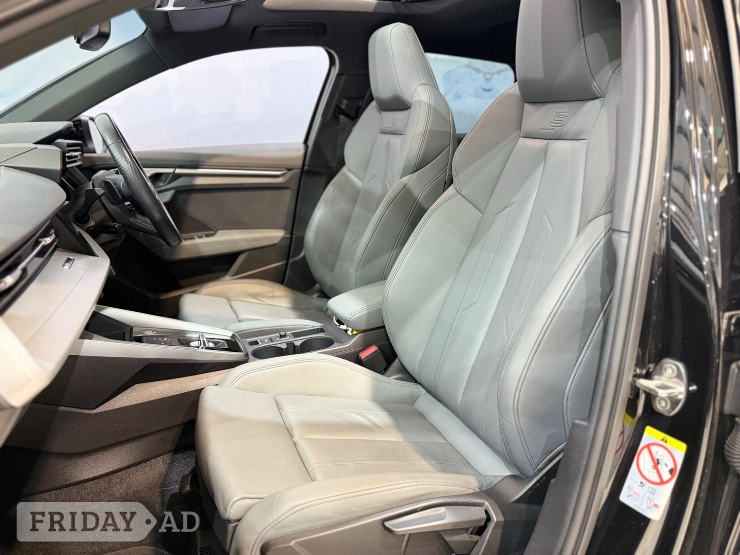 [ berth ]Audi A3