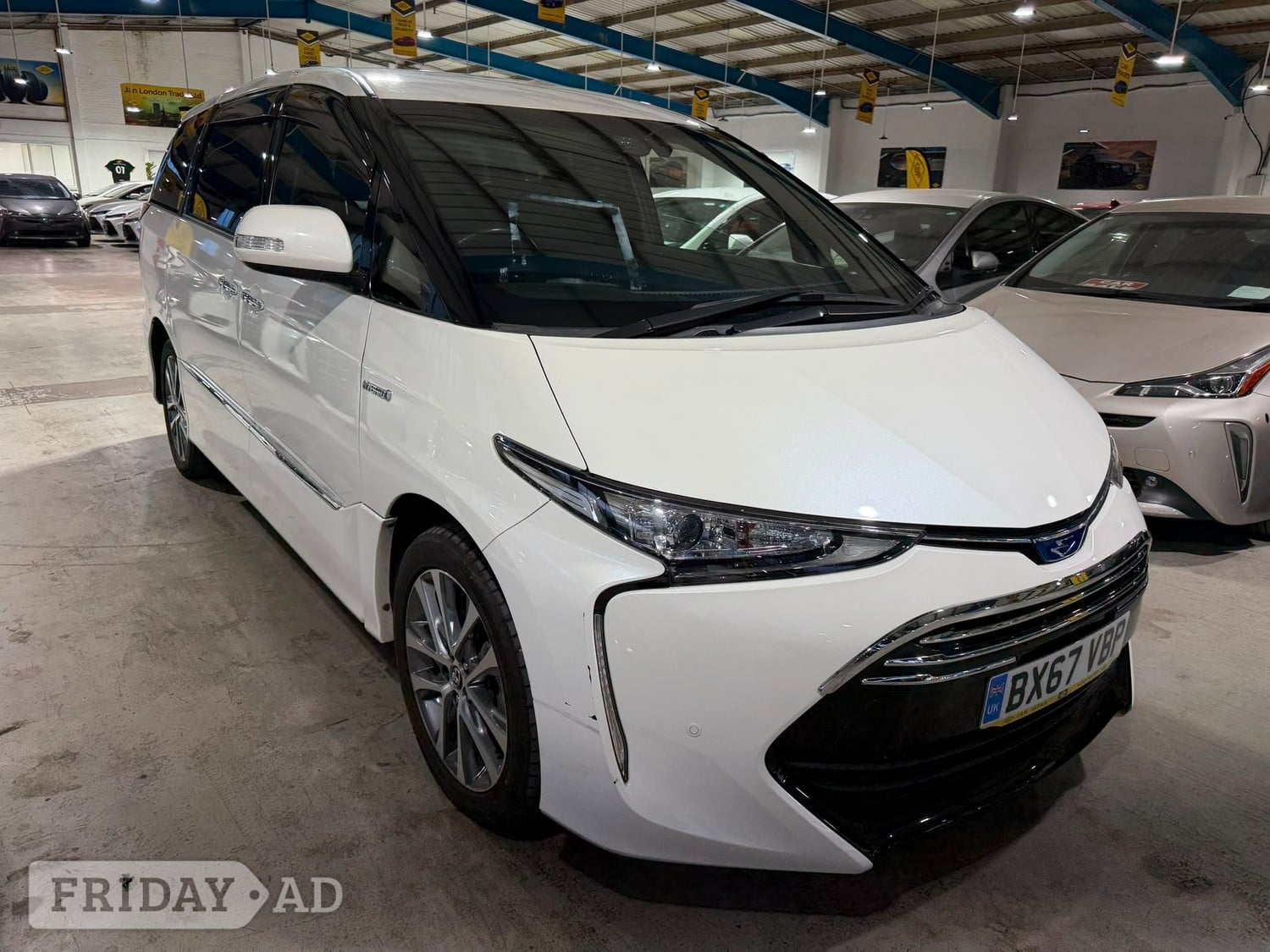 Toyota Estima 2017 in Birmingham