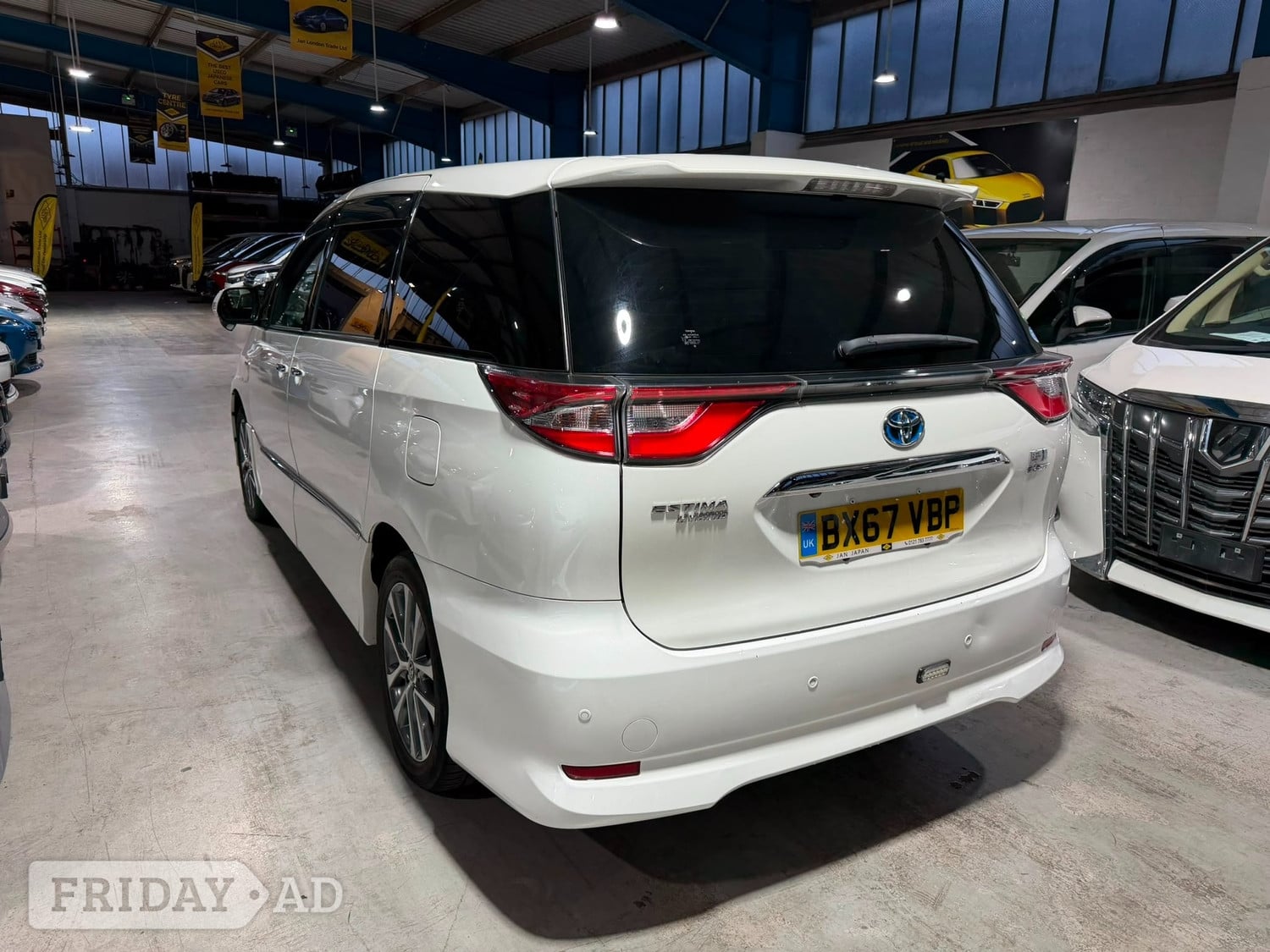 Toyota Estima 2017 - Cars in Birmingham