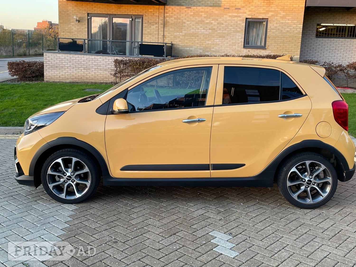 Kia Picanto 2023 - Cars in Rainham
